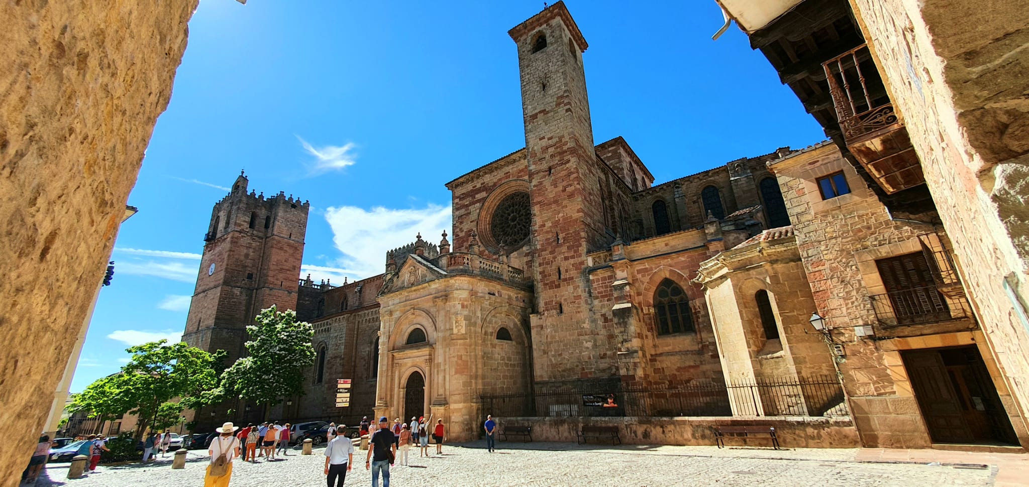 "VIAJE A LA EDAD MEDIA" - ATIENZA Y SIGÜENZA