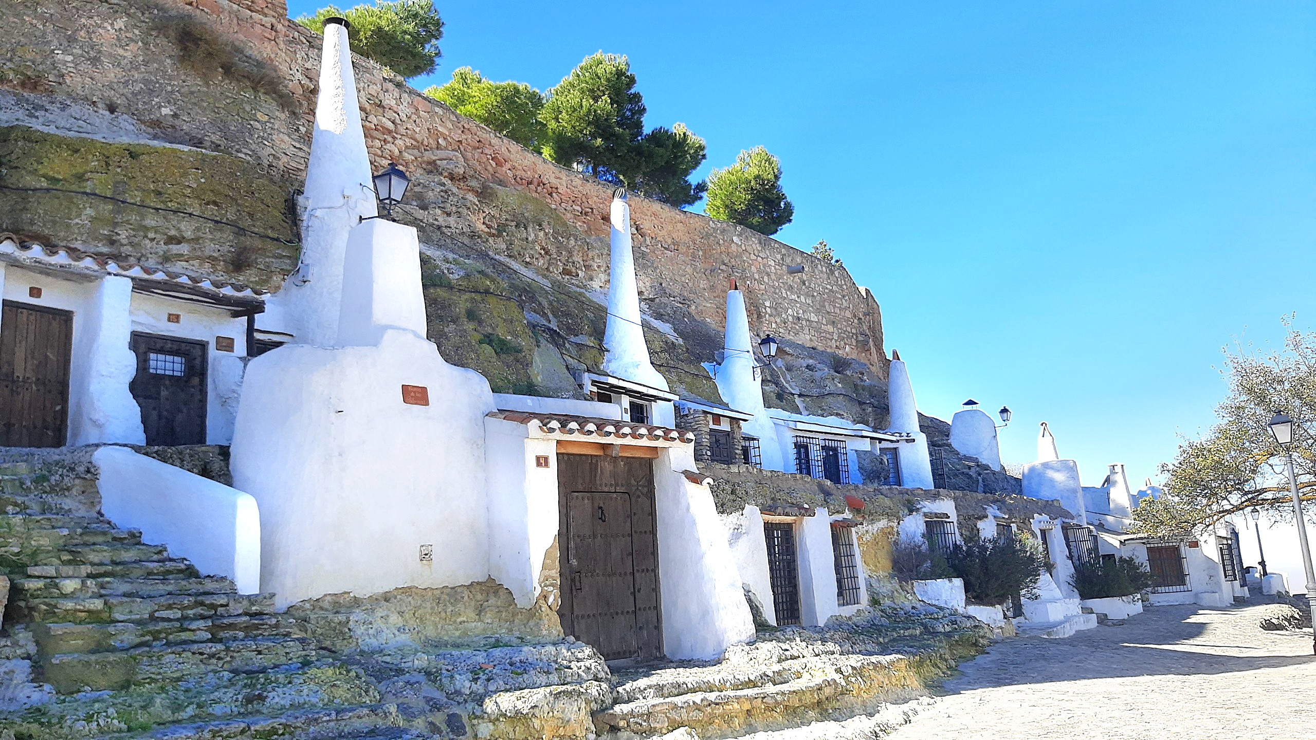 CHINCHILLA DE MONTEARAGÓN Y ALBACETE