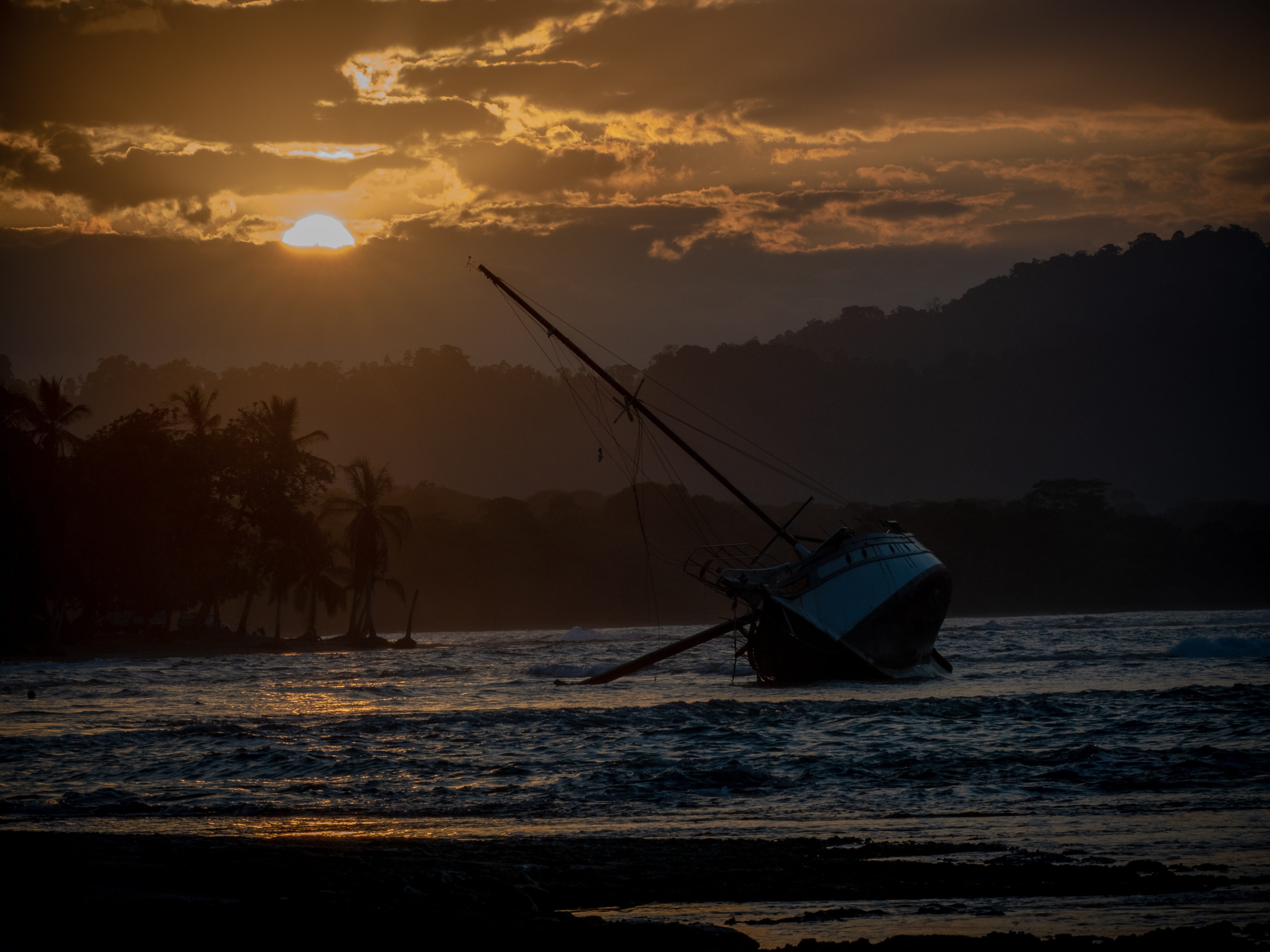 Tortuguero / Puerto Viejo de Limón