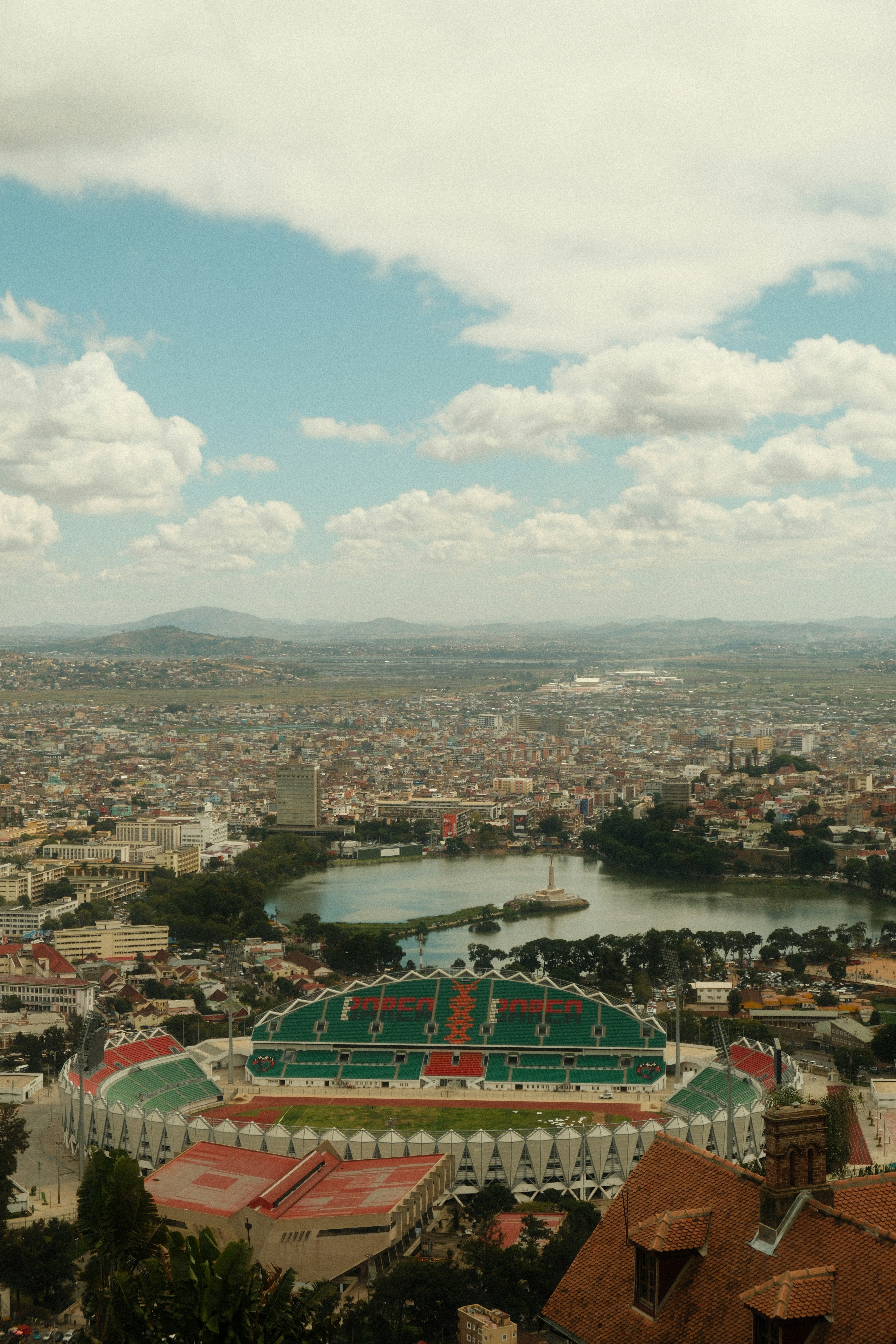 España / Antananarivo