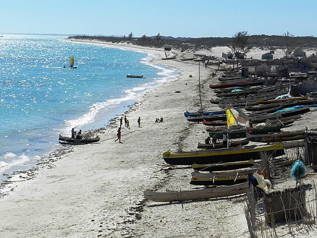 Ifaty / Ambatomilo (105 Km ±4h)