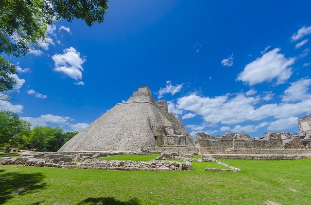 Mérida: Uxmal y Kabah