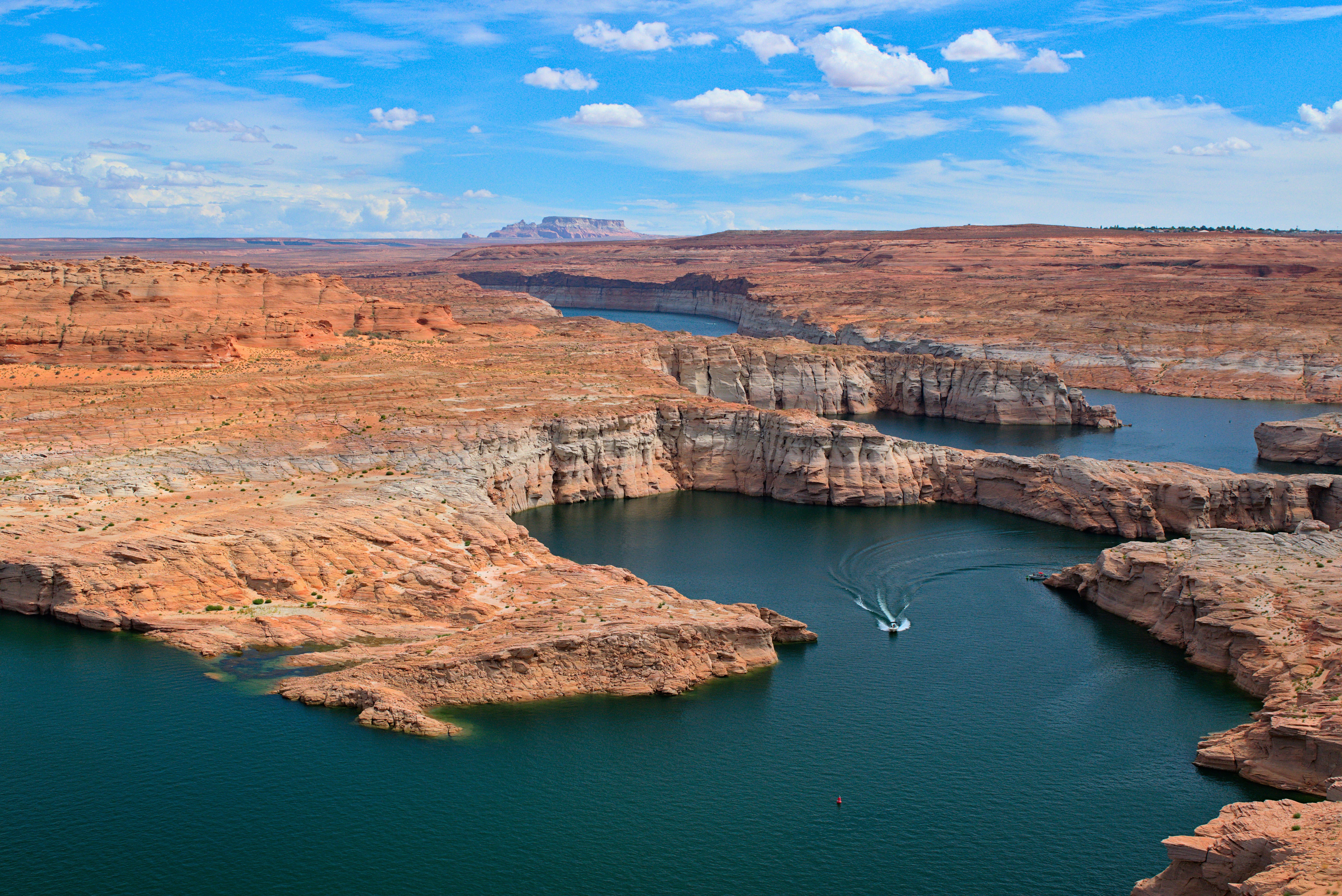 Page (Lake Powell) / Las Vegas