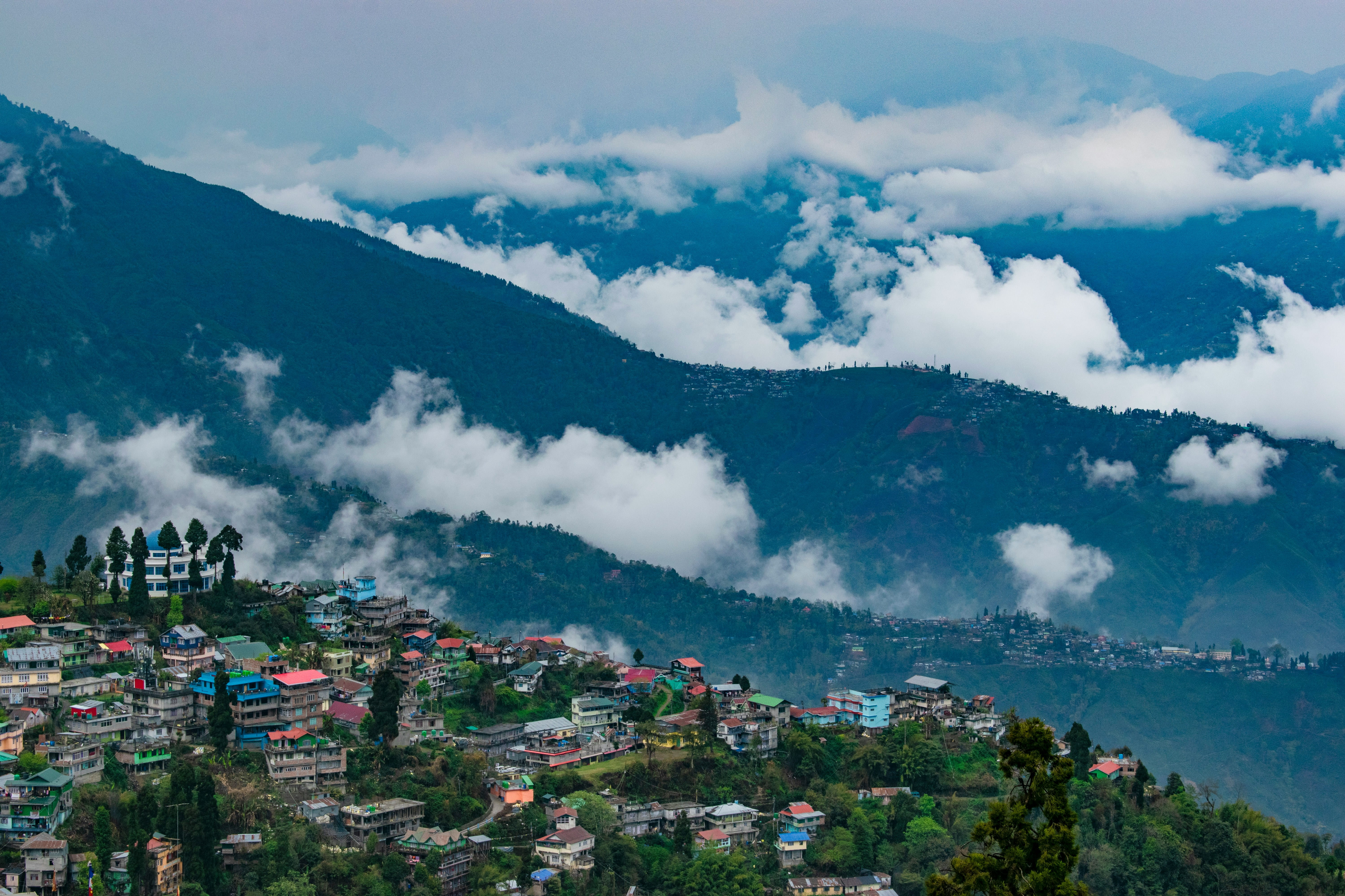 Delhi / Baghdogra / Darjeeling