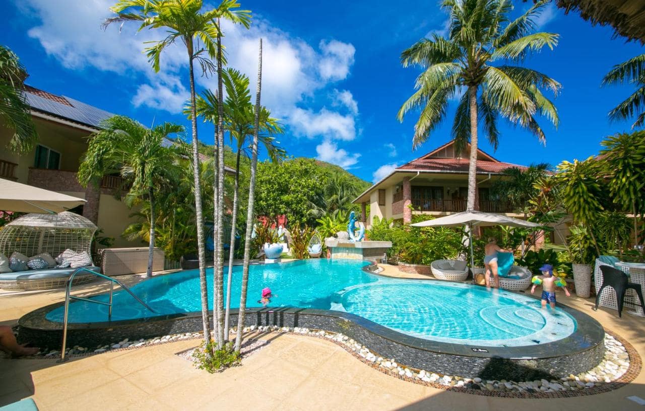 Combinado Mahé y Praslin en los Hoteles Double Tree by Hilton Allamanda y Le Duc Hotel