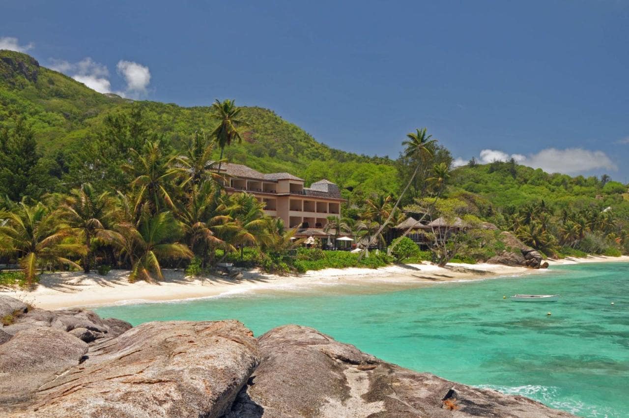 Combinado Mahé y Praslin en los Hoteles Double Tree by Hilton Allamanda y Le Duc Hotel