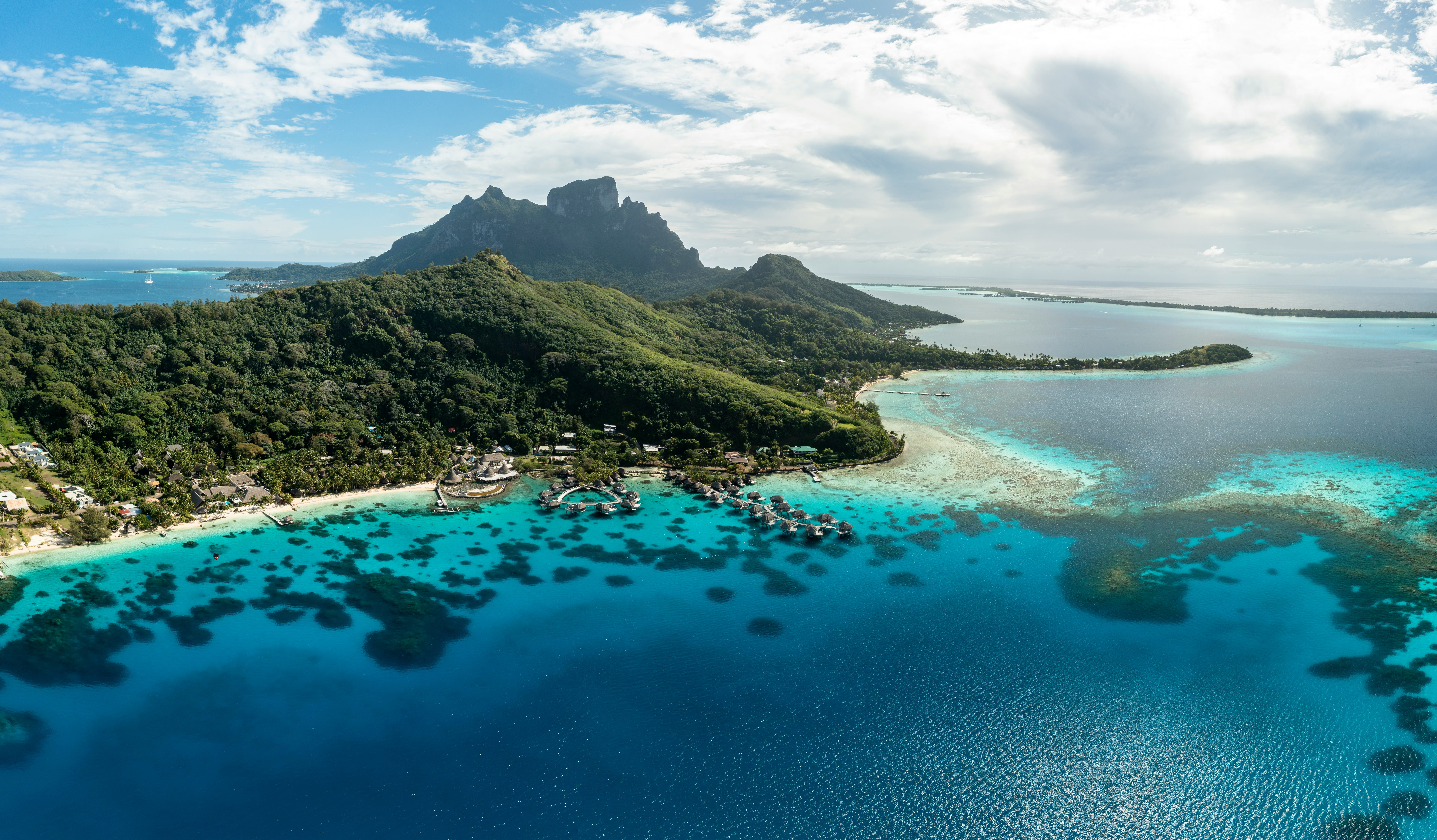 Bora Bora, Islas de la Sociedad