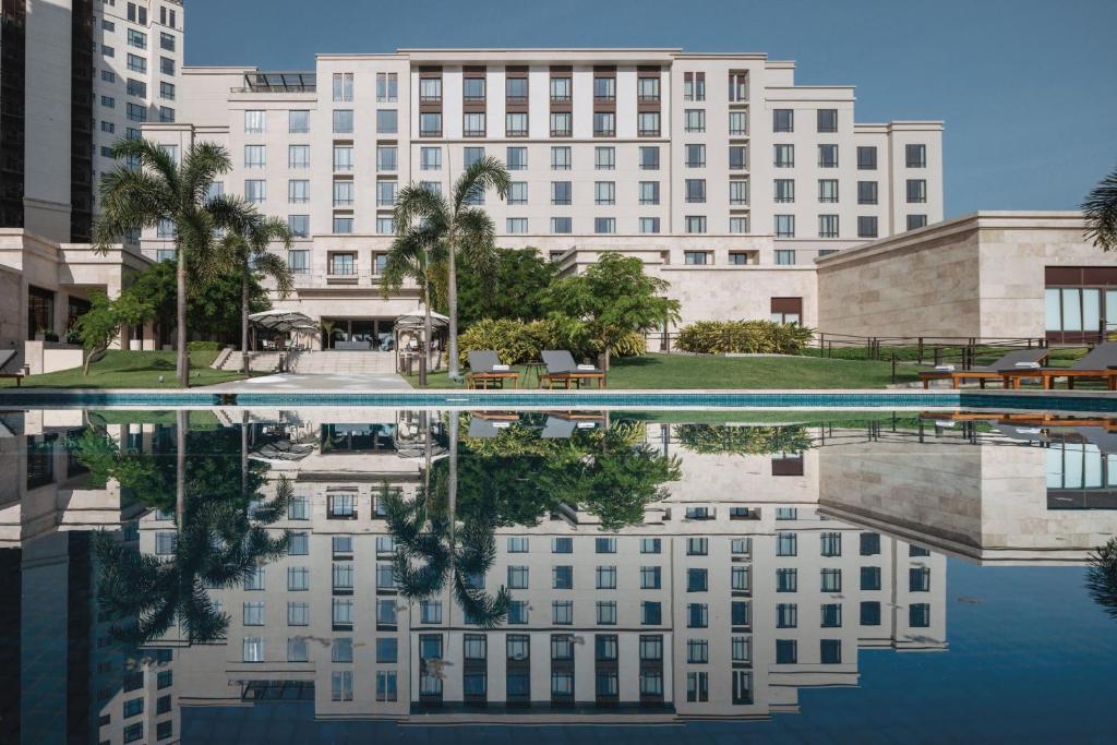 The Santa Maria Hotel & Golf Resort