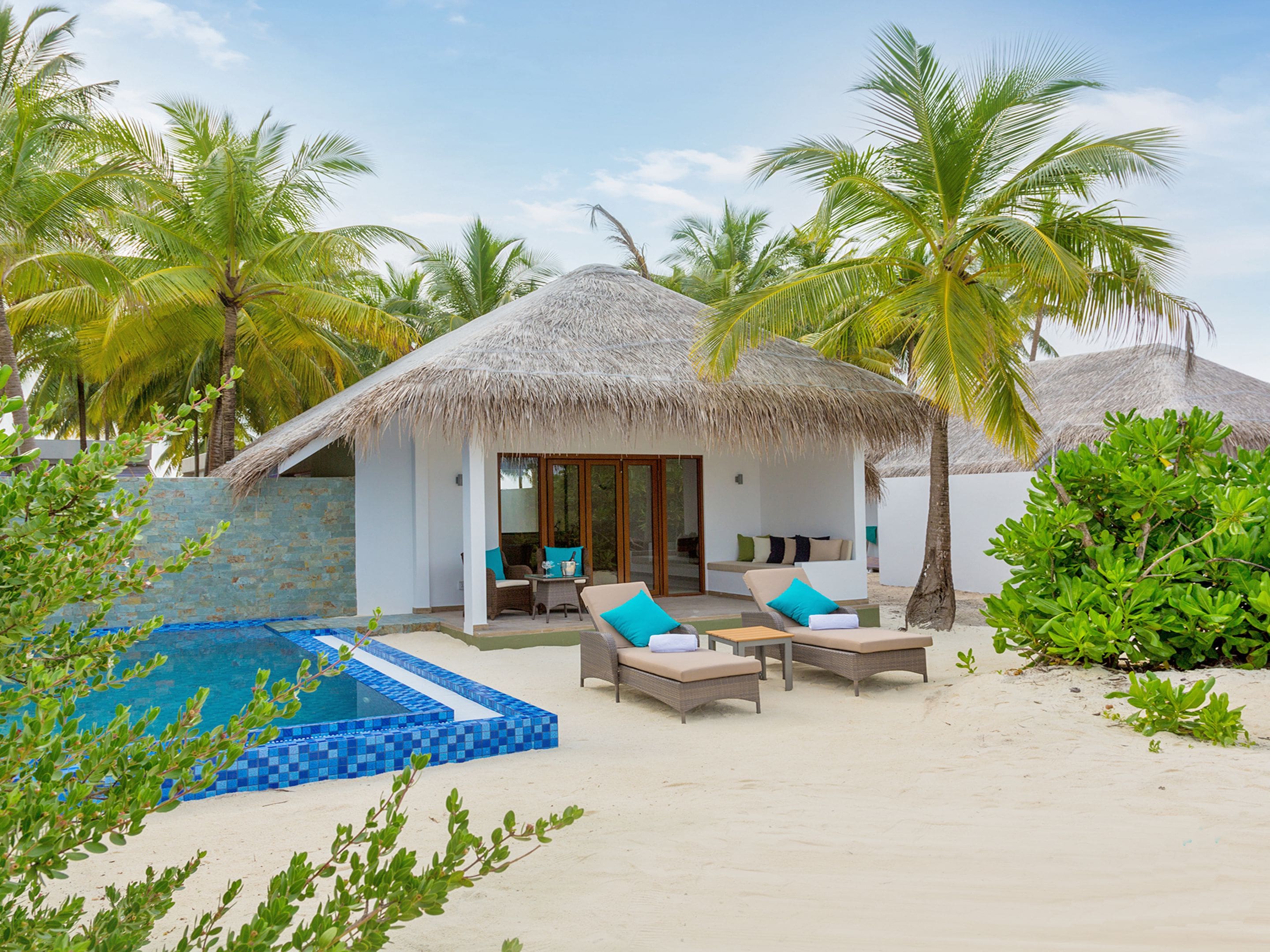 Beach Suite with Pool Hotel Cocoon Madilves