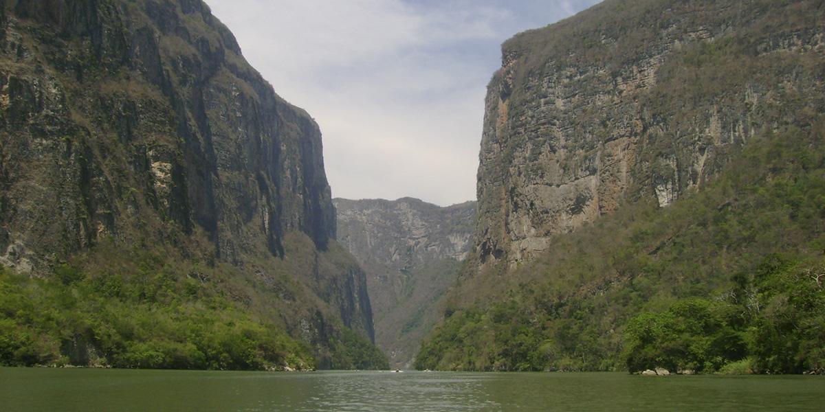 • Embrujo Mexicano