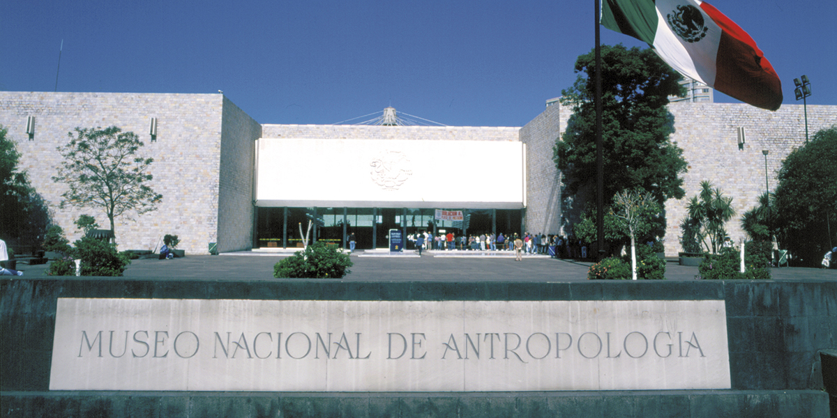 (Do) CIUDAD de MEXICO (Centro Histórico + Museo Antropología)