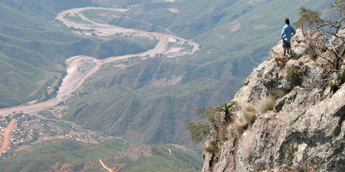 POSADA BARRANCAS / CEROCAHUI