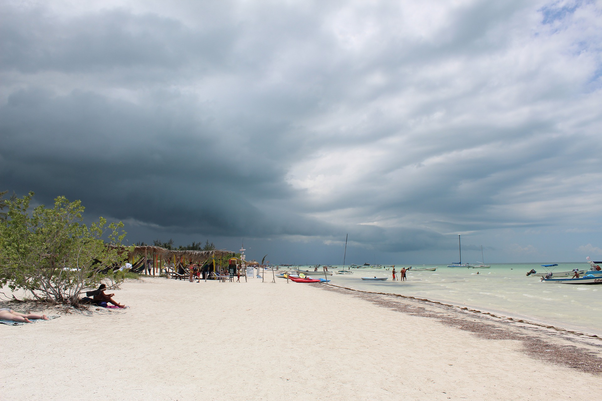 México: Explora las Ruinas Mayas y Holbox en familia