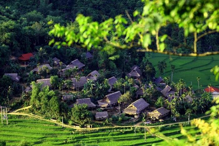 Escapada a la Pu Luong y paseo en balsa de bambú