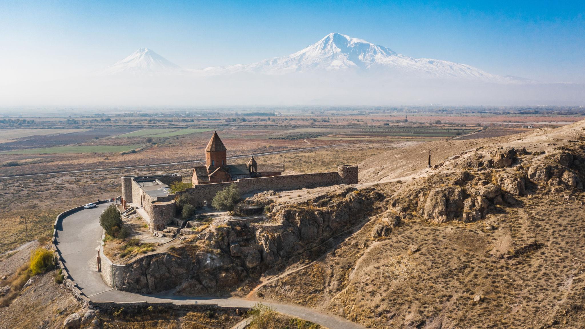 Visita a Karahunj, Noravank, Khor Virap