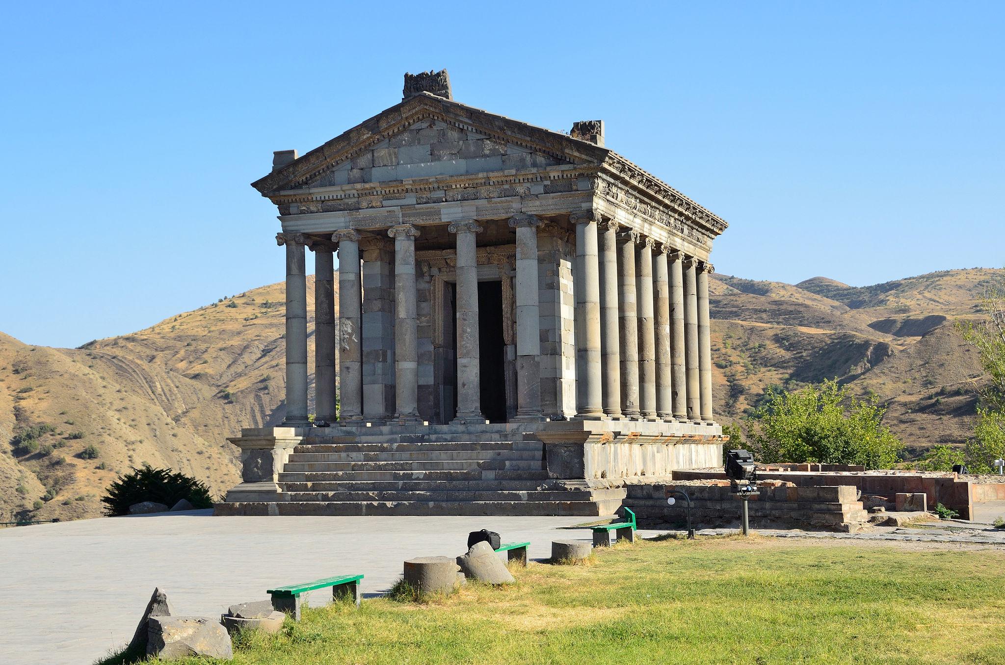 Yerevan - Matenadaran - Garni - Geghard - Yerevan