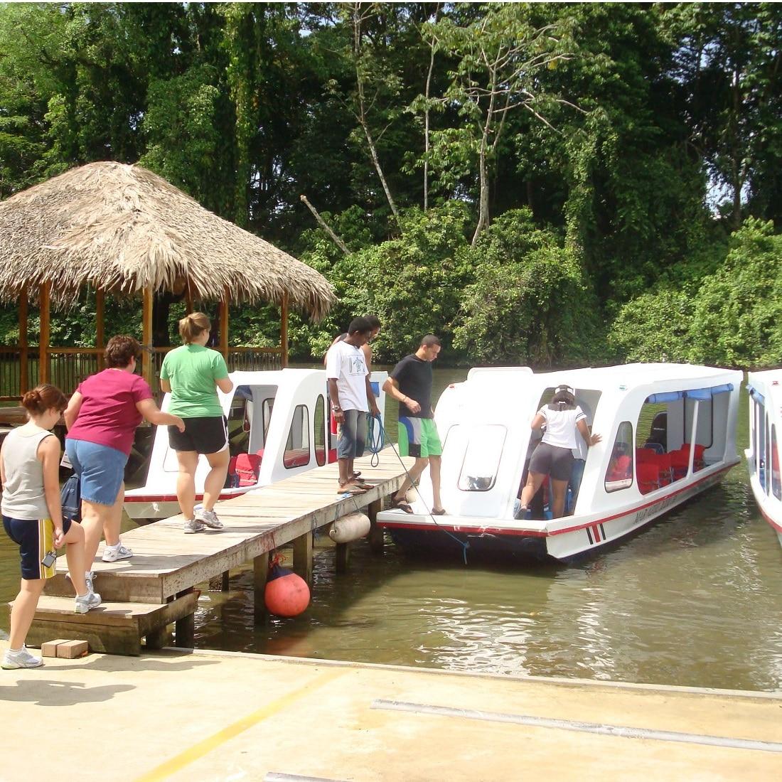 Traslado al Parque Nacional Tortuguero
