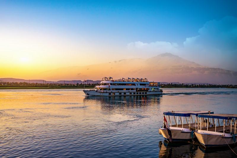 Edfu- Esna - Luxor