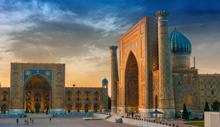 Circuito privado de 7 días por Uzbekistán