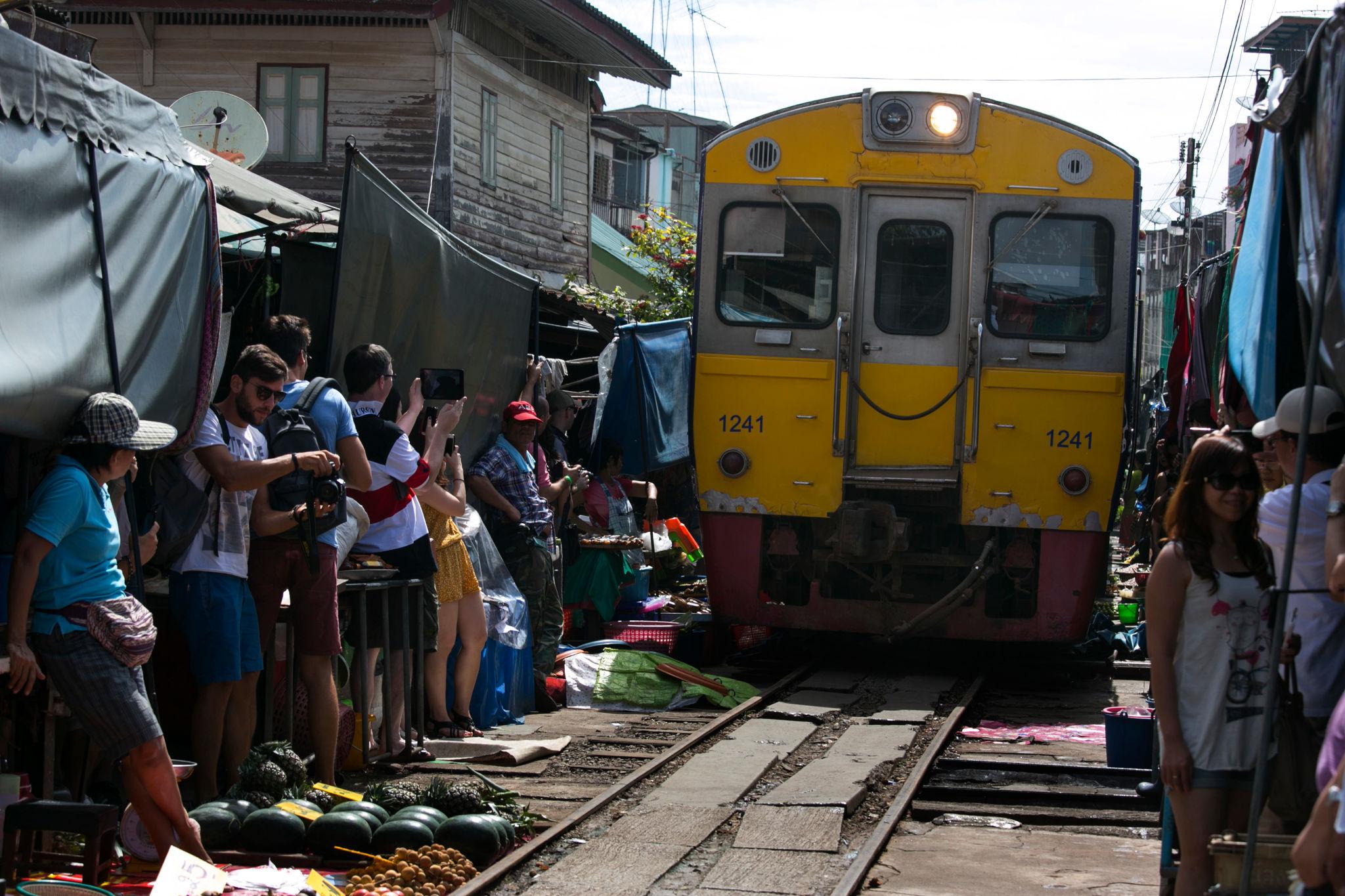 Bangkok – Mercado Flotante y Mercado del Tren