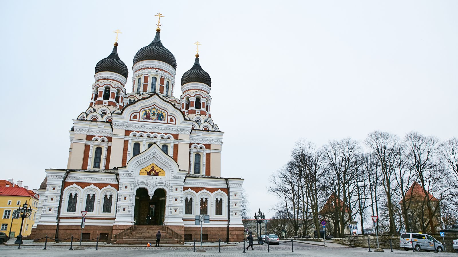 TALLIN