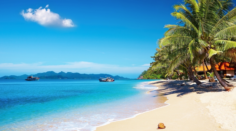 Phuket . Praia na Tailândia