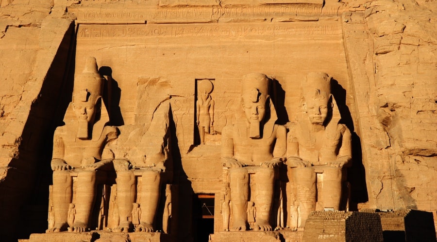 Assuão / Abu Simbel / Assuão