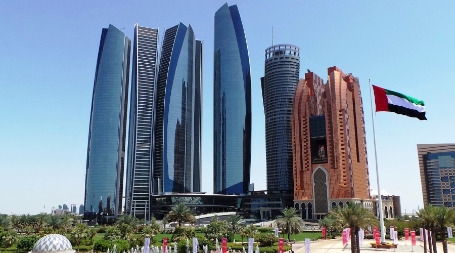 Visita a Abu Dhabi com Almoço