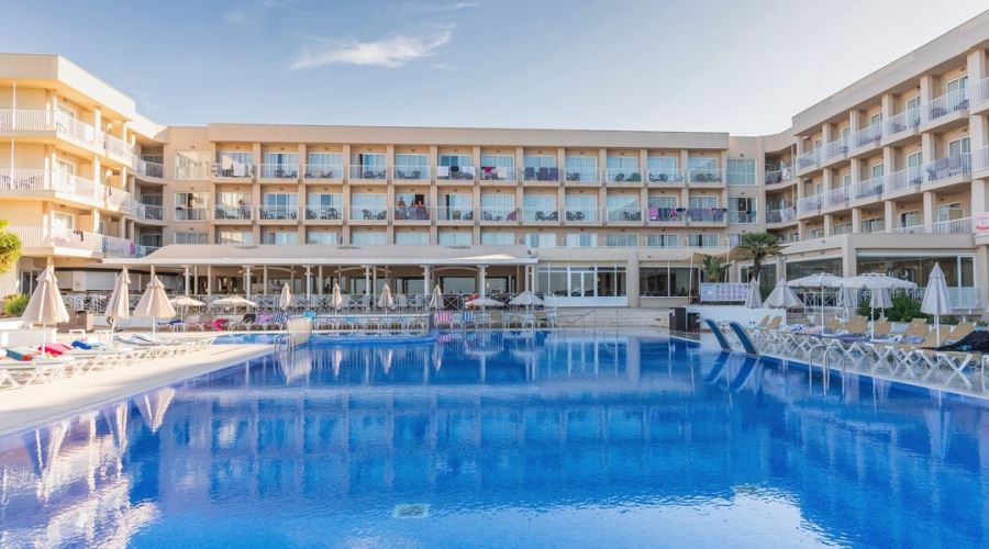 Sur Menorca Suites & Waterpark