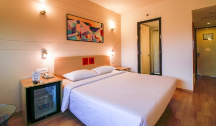 Red Fox Hotel