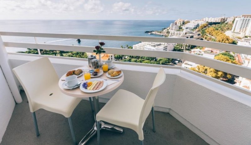 Muthu Raga Madeira Hotel