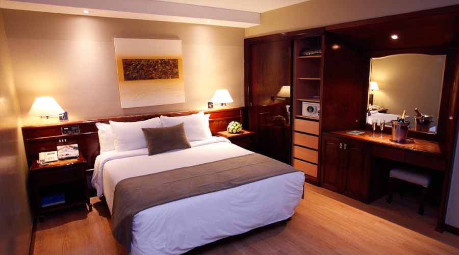 Hotel Reina Isabel