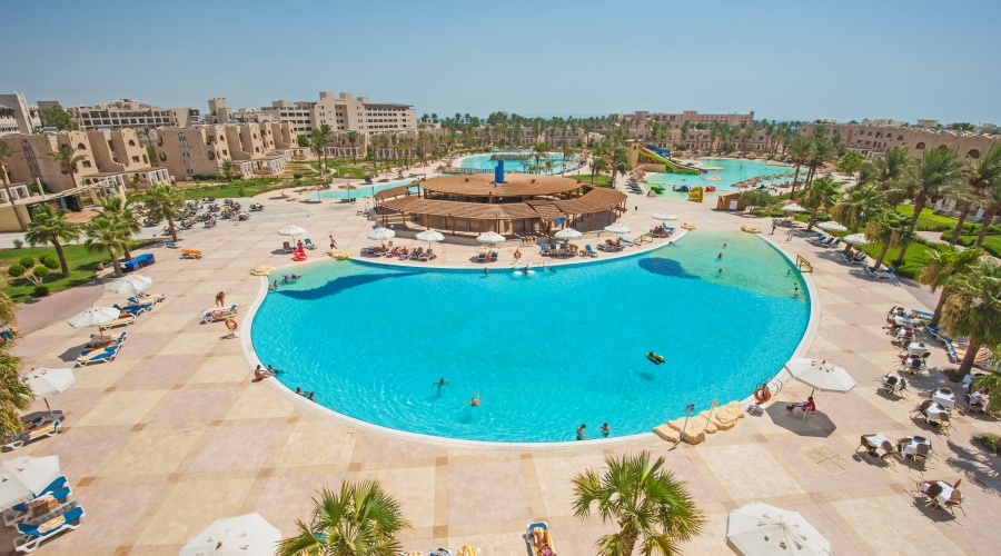 Royal Lagoons Resort