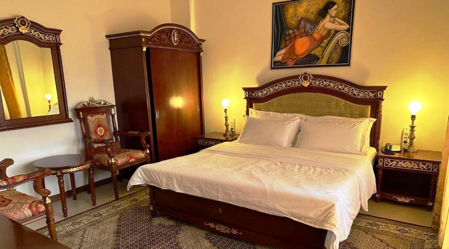 Hotel Dinasty