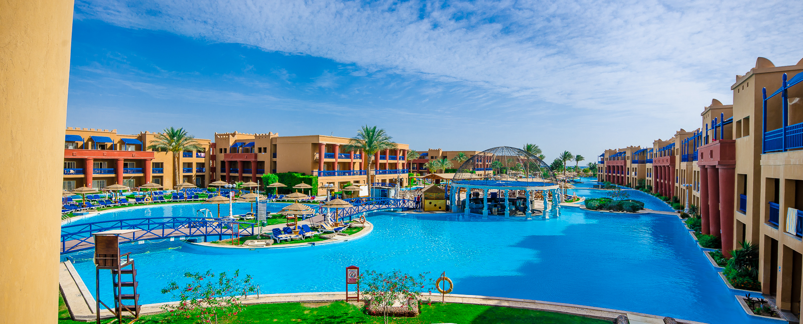 Titanic Palace & Aqua Park