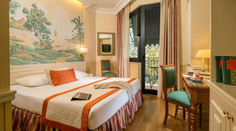 Hotel Donna Laura Palace
