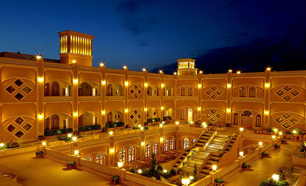 Hotel Yazd Dad