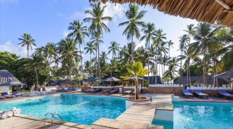 Sandies Mapenzi Beach Club