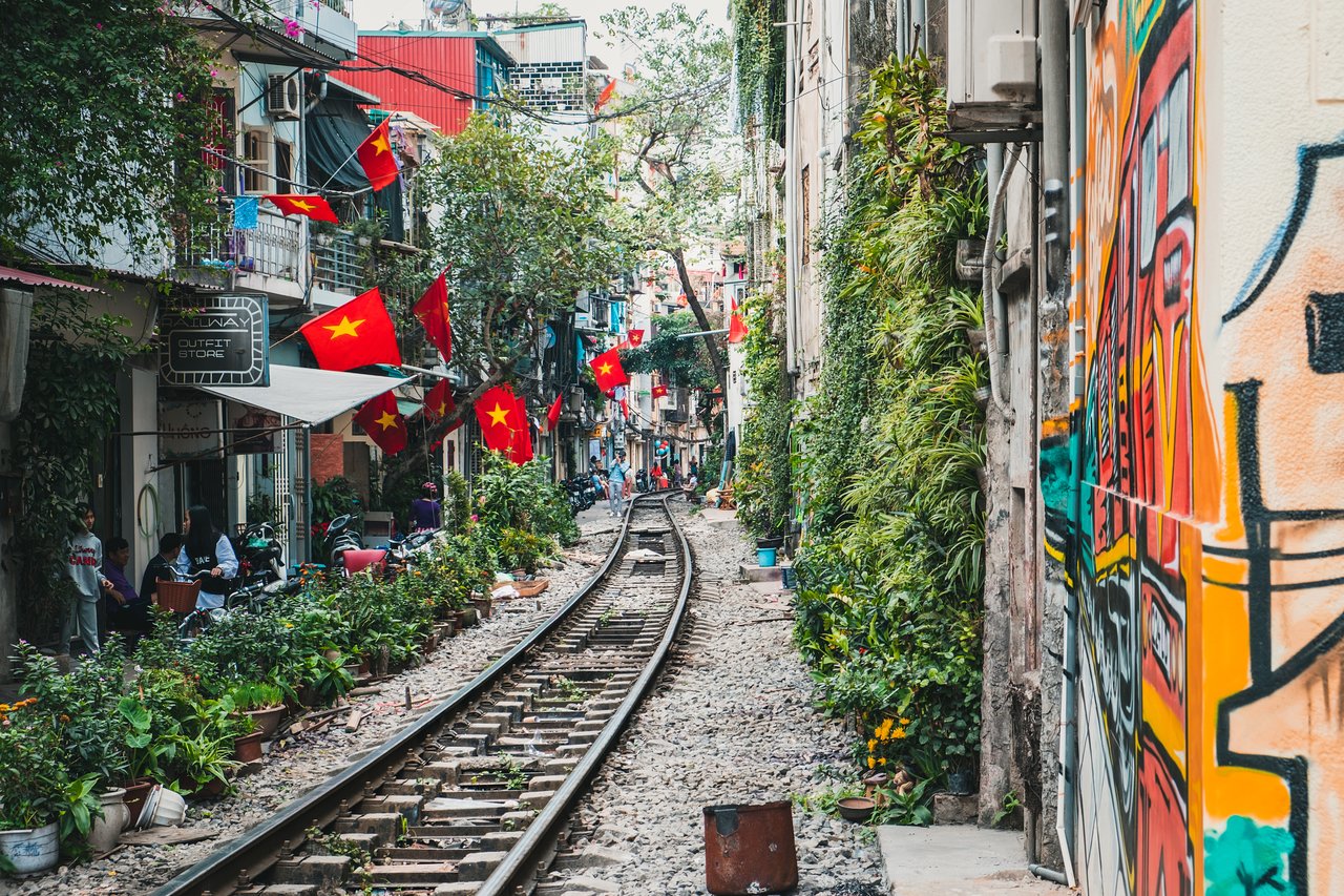 20 de enero de 2027 · HUE > HANOI - MP