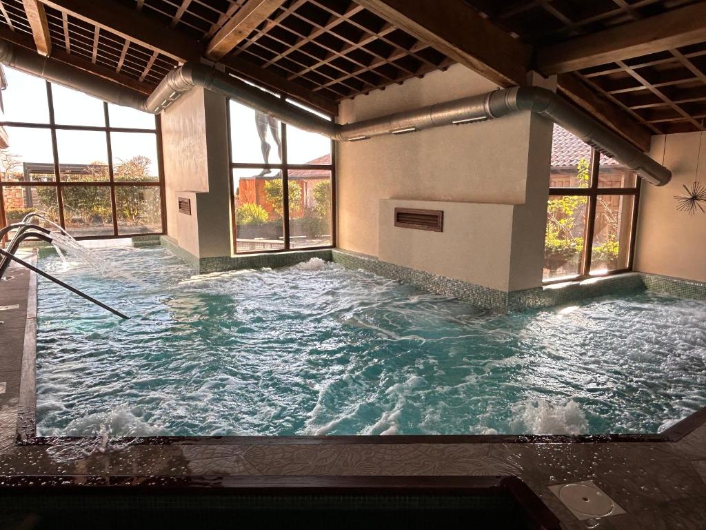 Escapada Puebloastur Eco Resort Wellness