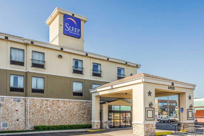 Sleep Inn & Suites West Medical