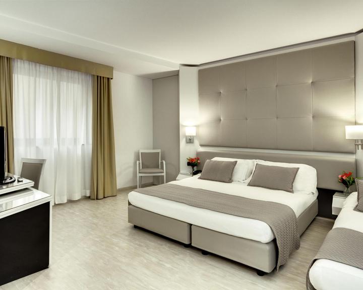 Hotel Mediterraneo Palace