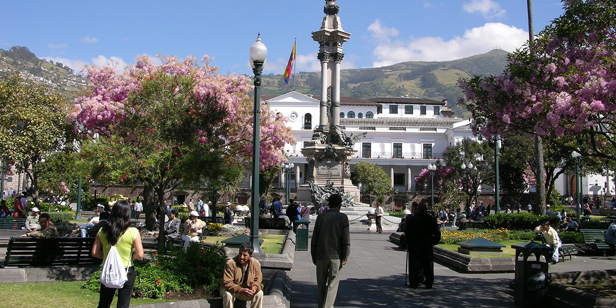 QUITO (Día libre)