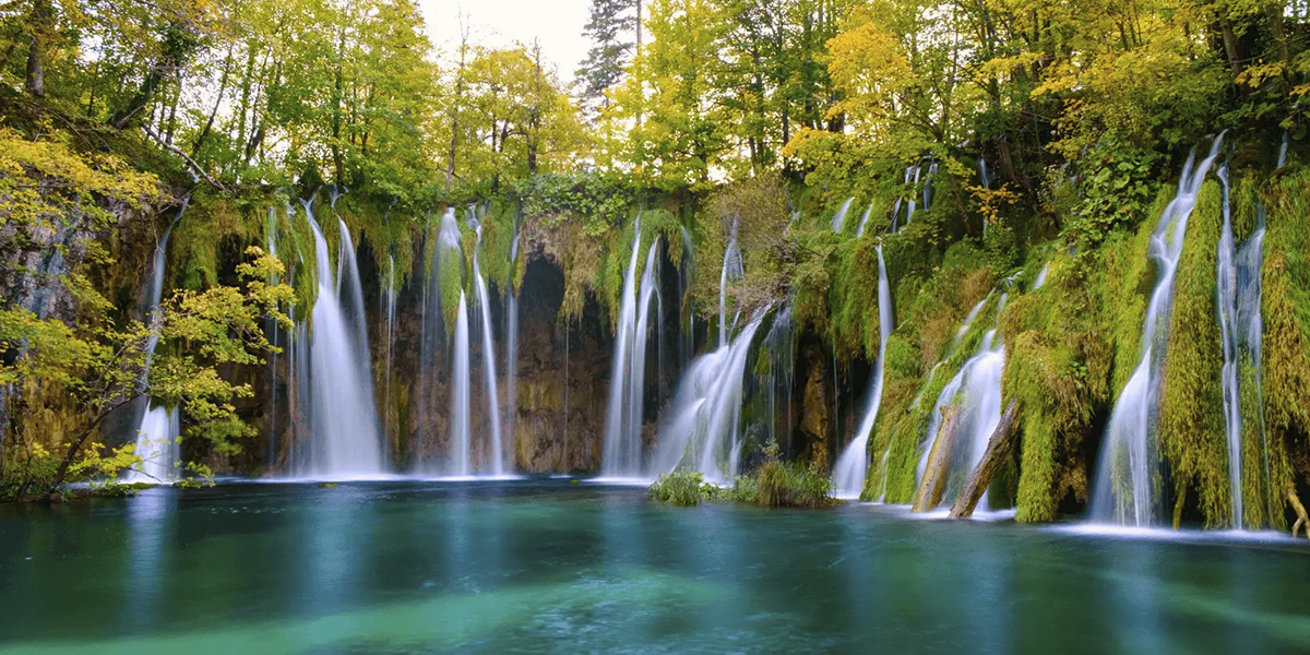 (Ma) ZAGREB / PLITVICE (Lago Kojiak) / ZADAR (Visita Ciudad)