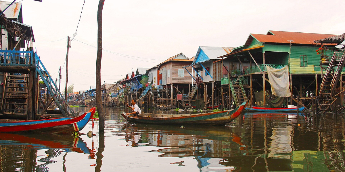 SIEM REAP (Aldeas Flotantes) / BANGKOK
