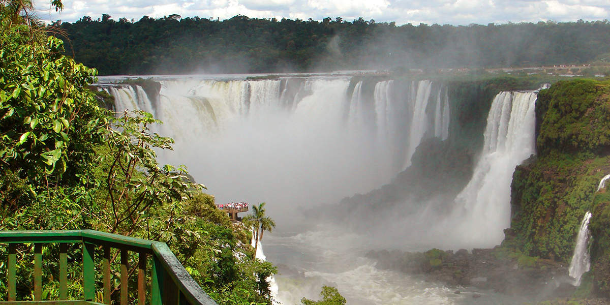 SALVADOR de BAHIA / FOZ de IGUAZÚ