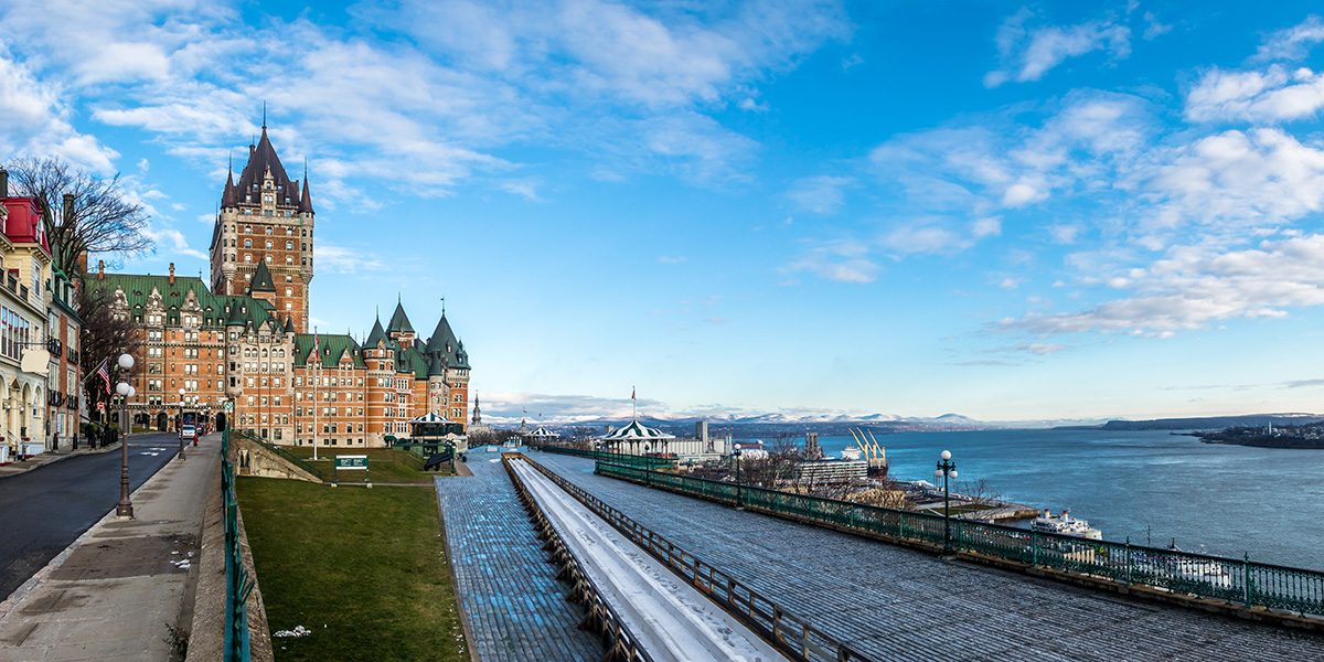 OTTAWA / CABAÑA CHEZ DANY / QUEBEC (Visita Ciudad)  (445 km)