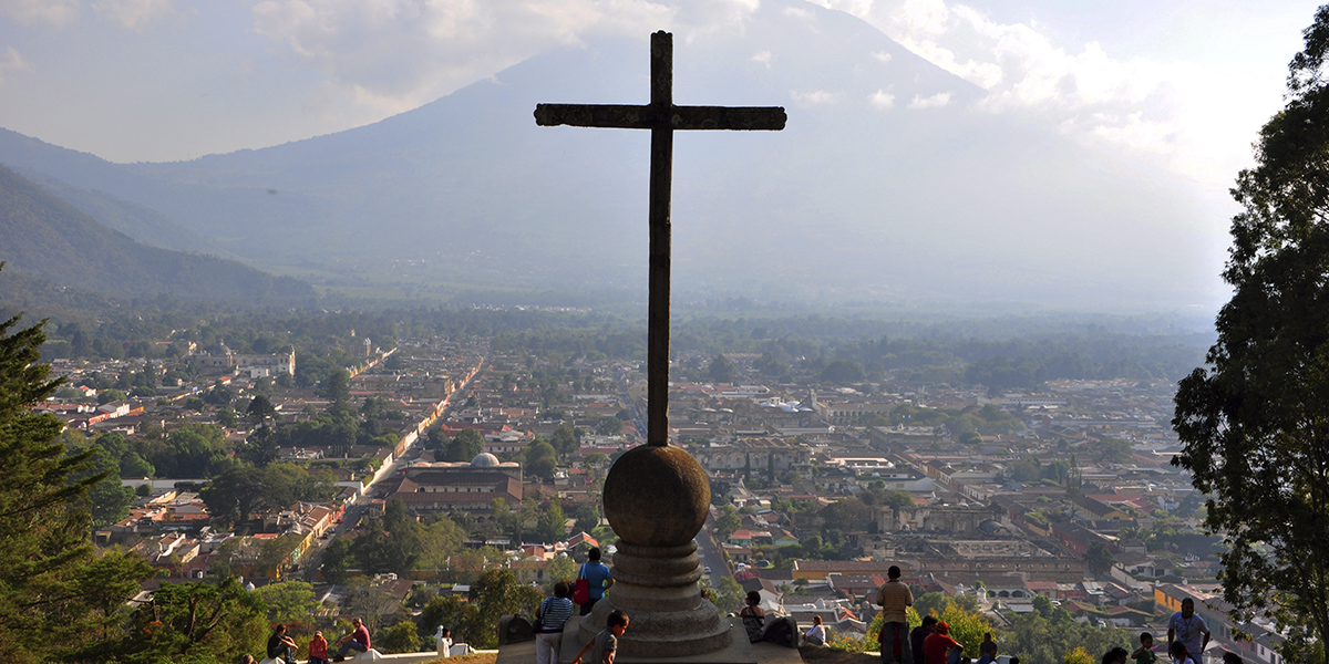 (Sa)   LA ANTIGUA / GUATEMALA