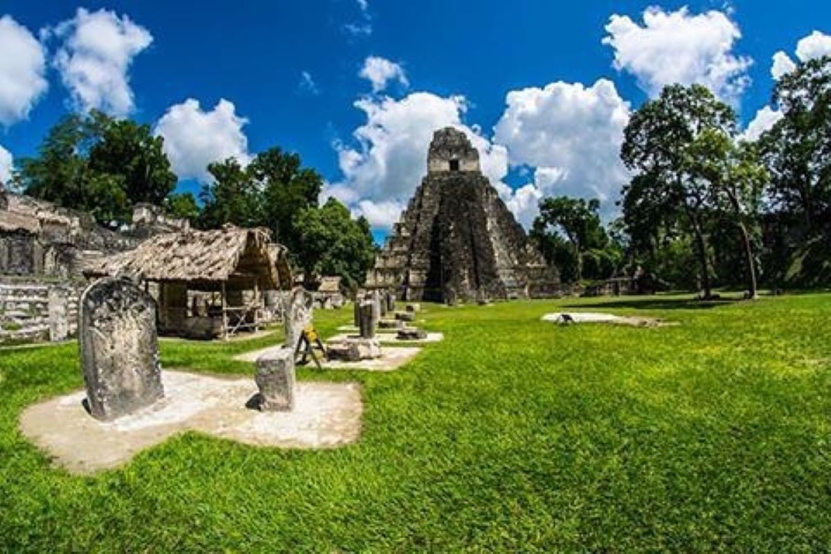 (Vi)   PETEN /TIKAL / GUATEMALA CIUDAD