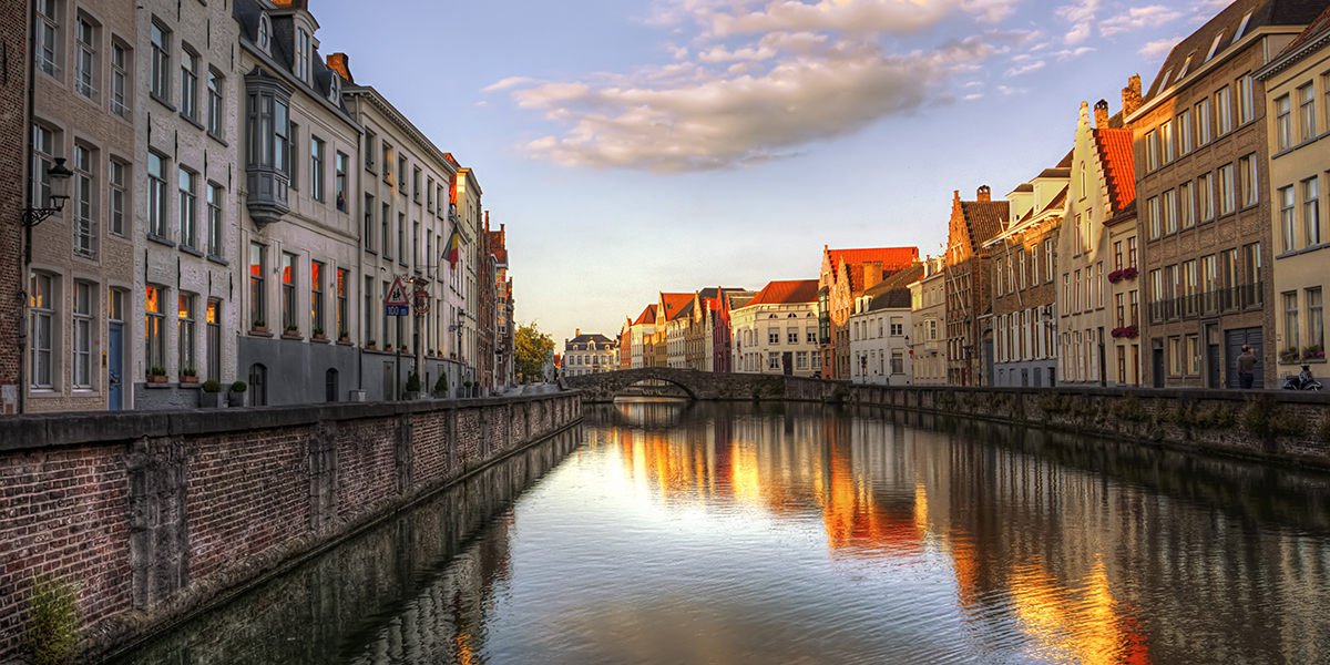 (Ma)   BRUSELAS / GANTE / BRUJAS (168 km)